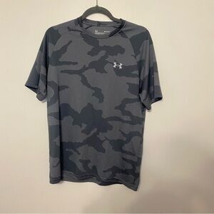 Under Armour Men's Gray Camo Velocity Loose Fit Shirt M